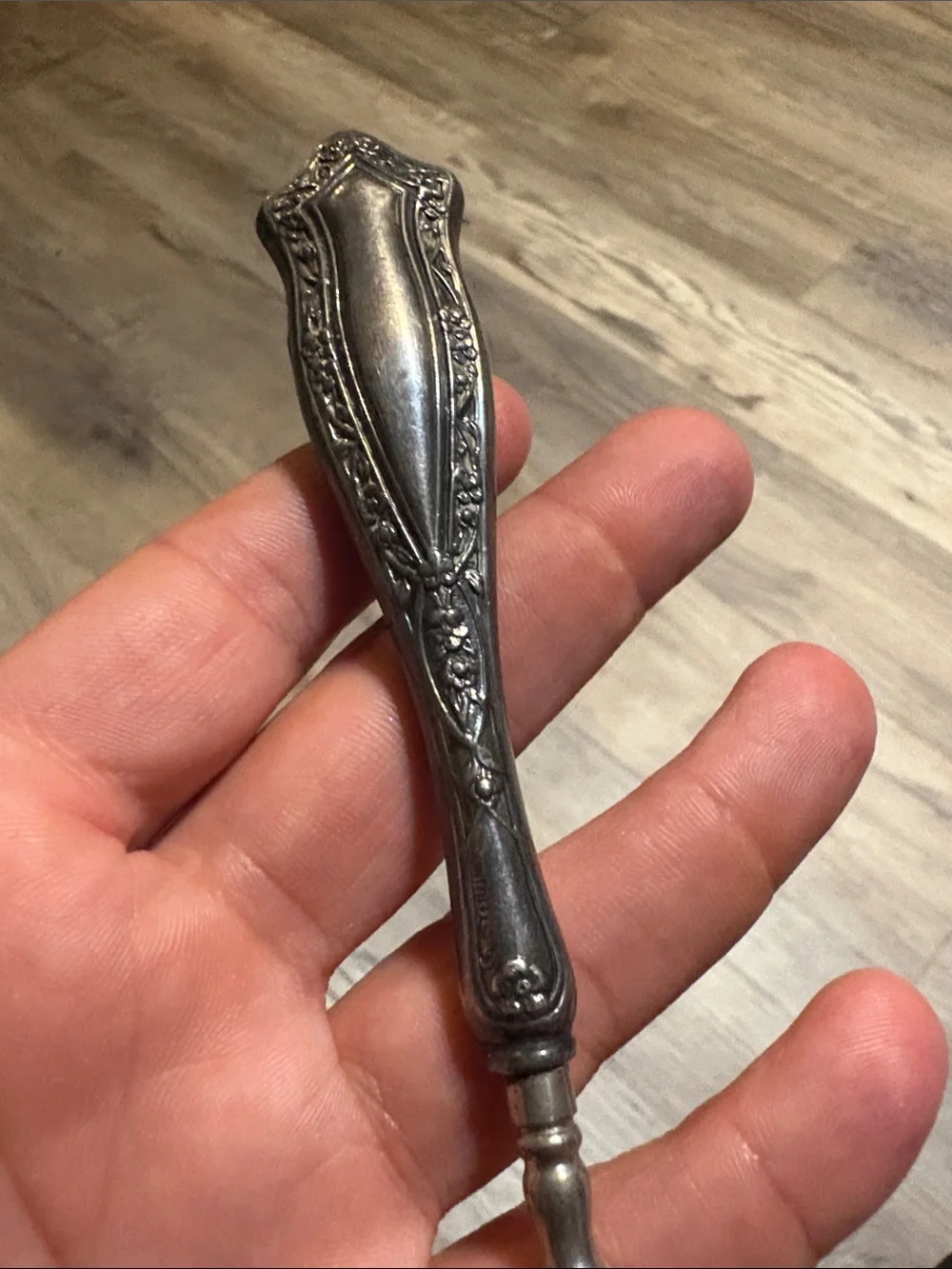 N/A elegant silver